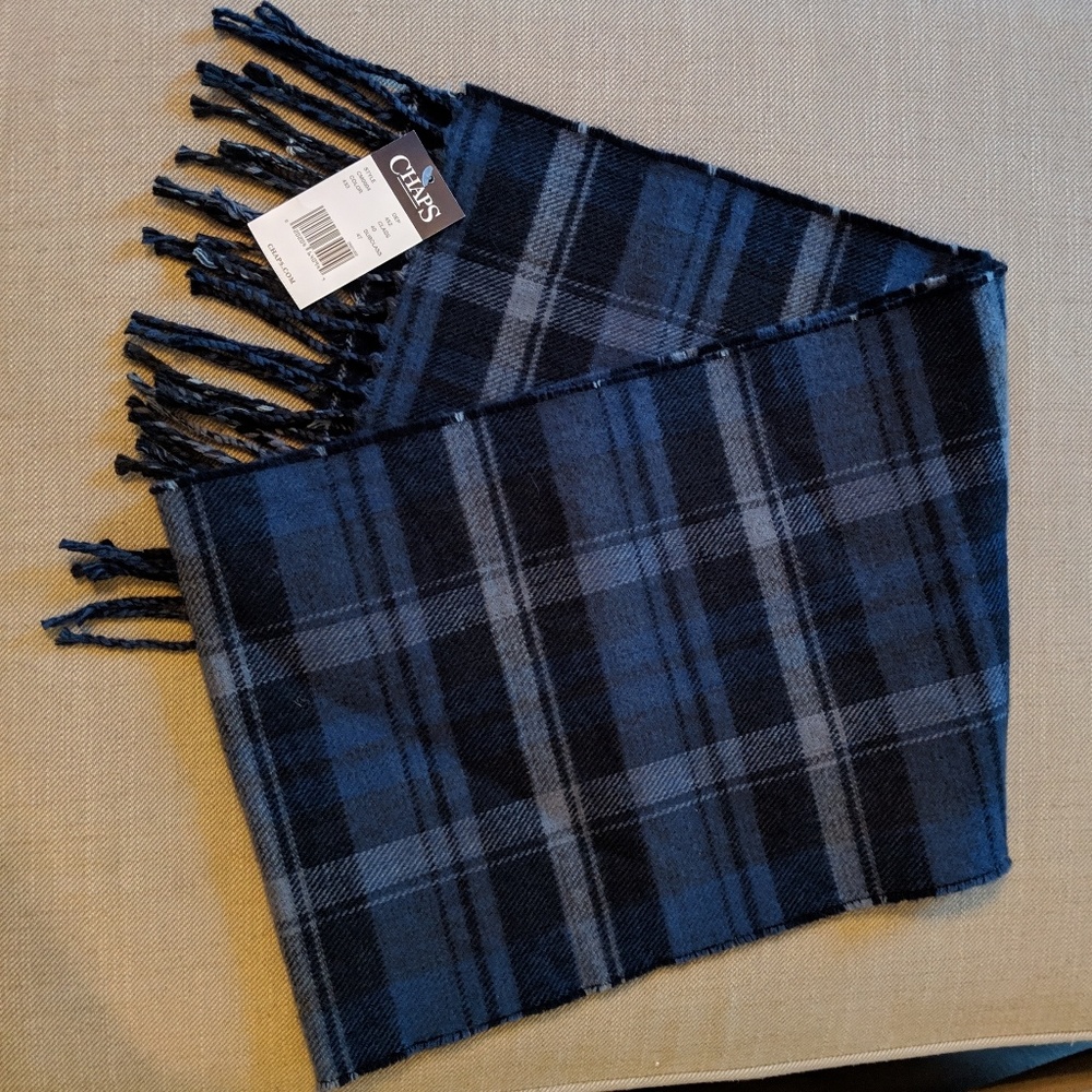 NWT Chaps Navy Reversible Scarf